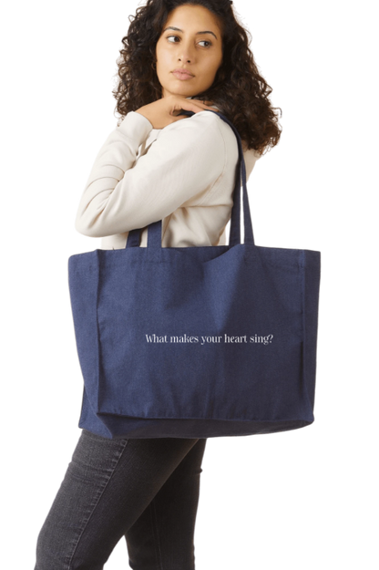 HEY MOMIE Tote Bag
